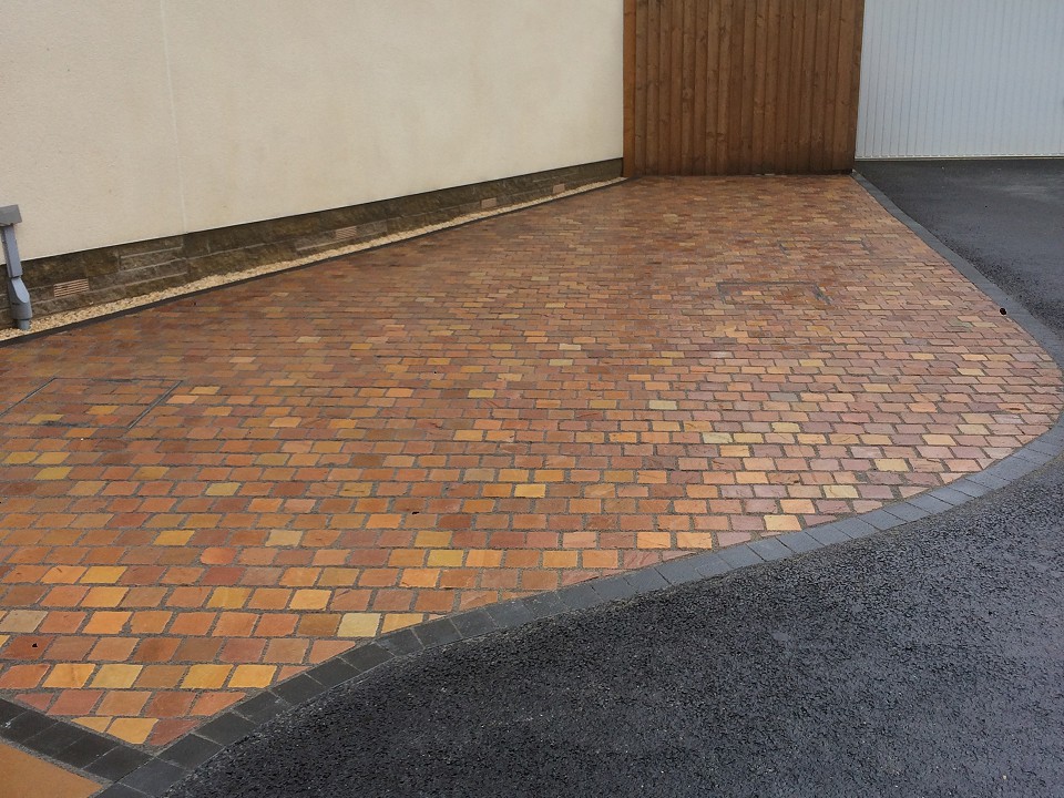 Driveways by Blue Sky Gardens, Cheshire