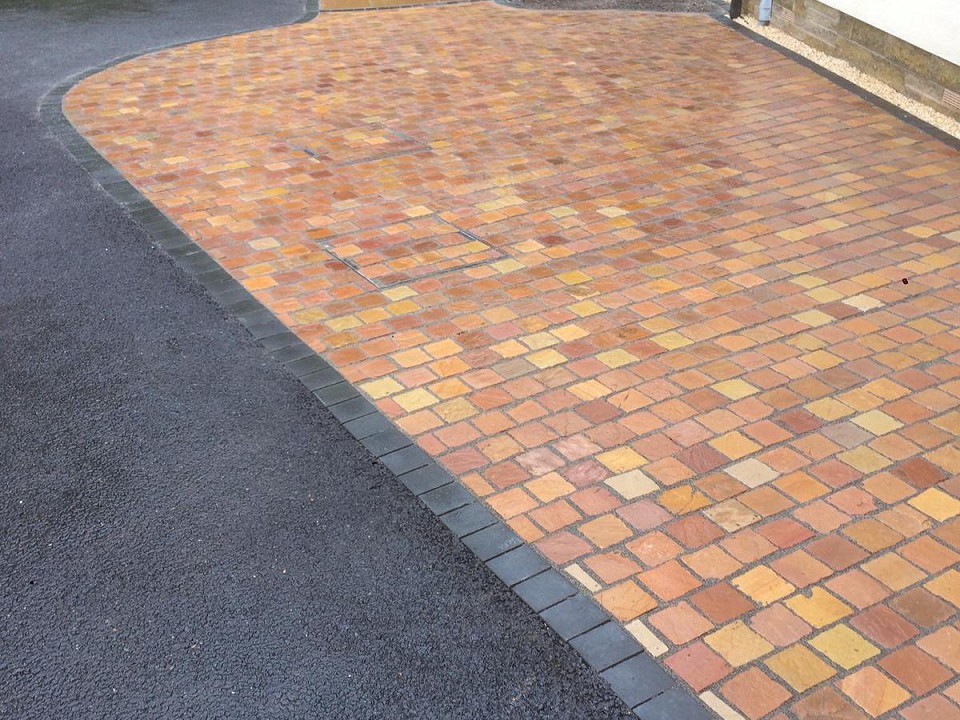 Driveways by Blue Sky Gardens, Cheshire